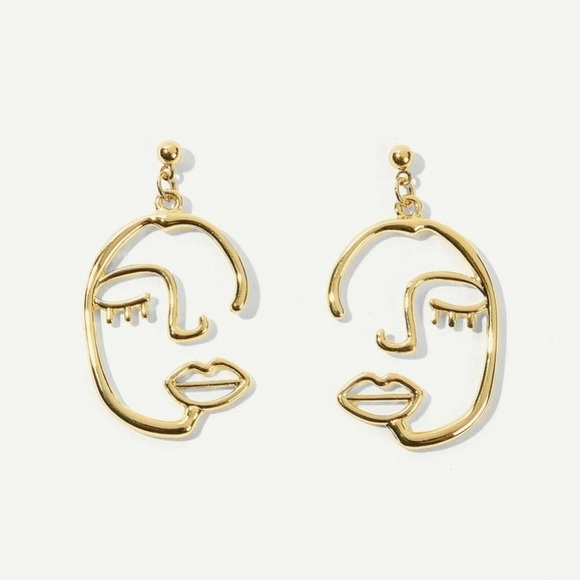 Jewelry - Hollow Face Drop Earrings